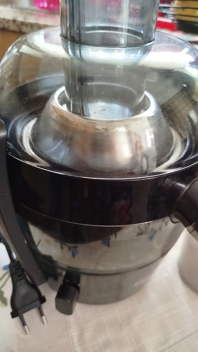 Centrifugadora de sumos435563427582464002
