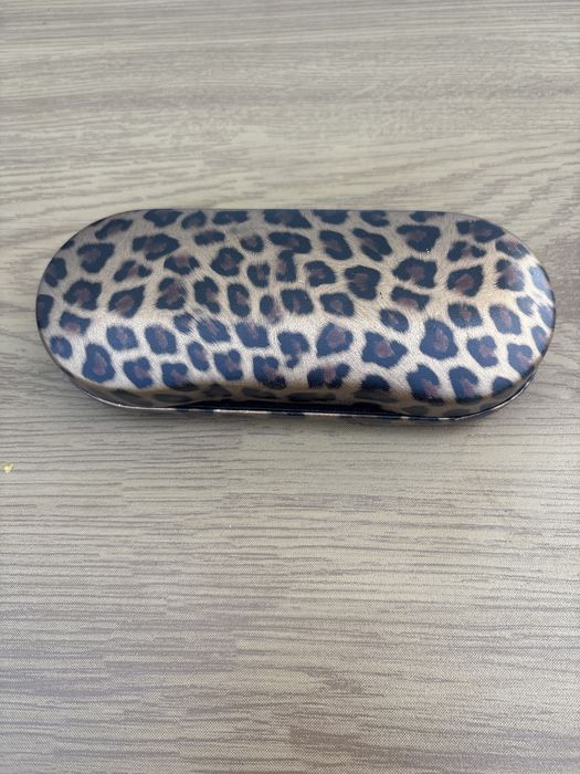 Etui na okulary  Guess