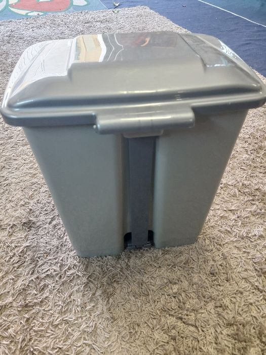 Vendo balde para o lixo