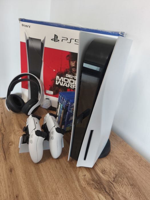 Ps5 FAT 825gb 2x pady słuchawki Sony 6 gier