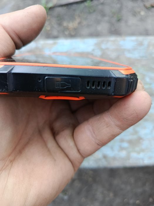 Телефон blackview 7100