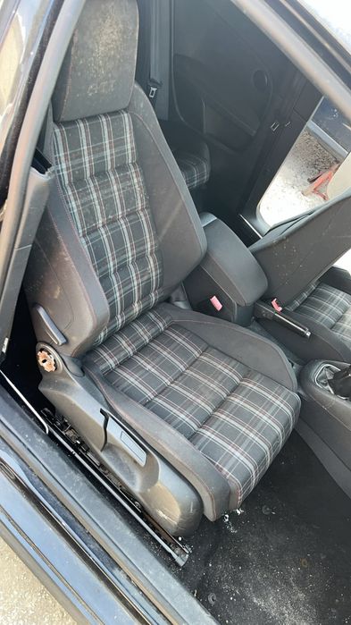 Golf 6 GTI 211cv