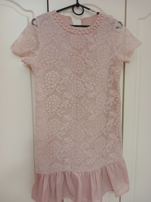 Очень красивое нежное платье S летнее