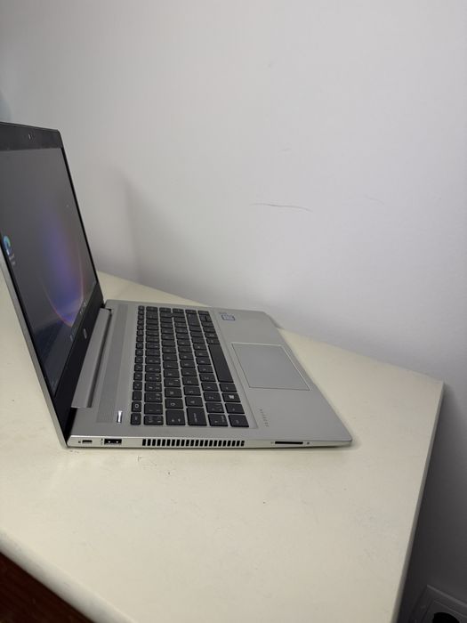 HP ProBook 440 G6 | GRADE A |  Core i5 8ª Gen |  8GB RAM | SSD NVMe 256GB | Fatura + Garantia