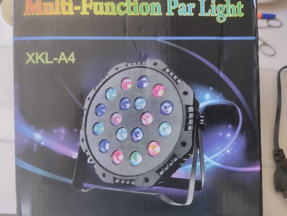 СВЕТОВОЙ ПРИБОР 36 светодиодных RGB  DMX 512, звуковая активация.