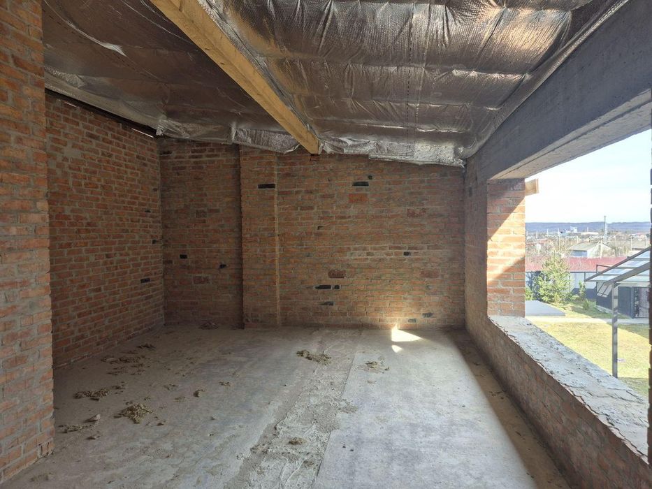 Інвестору - Таунхаус 575 $ м²  1 км до Франківську