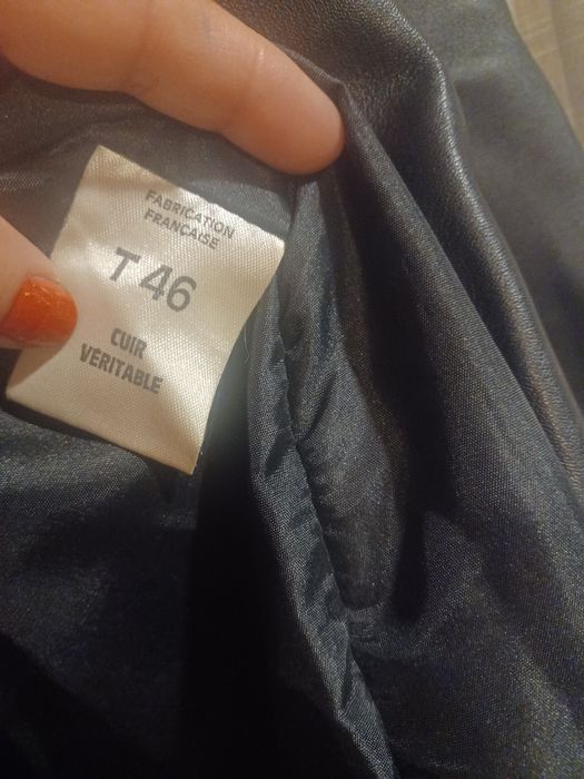 Casaco de senhora em couro