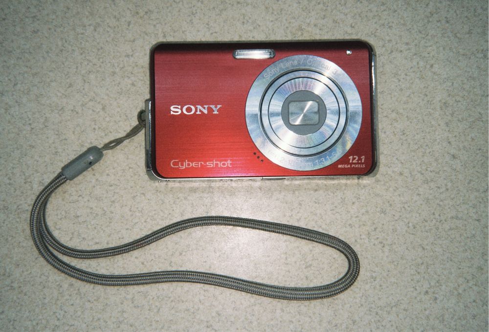 Цифровий фотоапарат Sony Cyber-shot DSC-W190