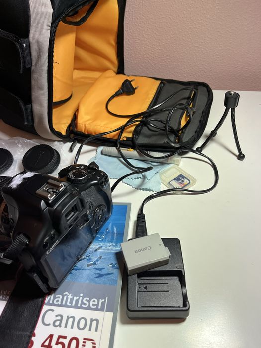 Canon EOS 450D camera