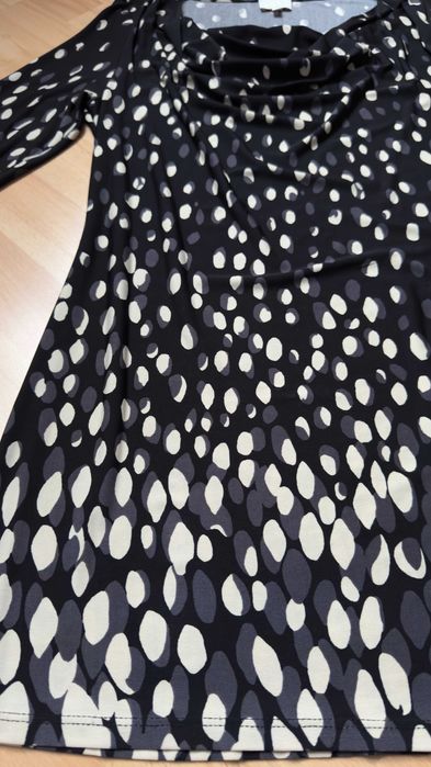 Śliczna tunika firmy East rozmiar M