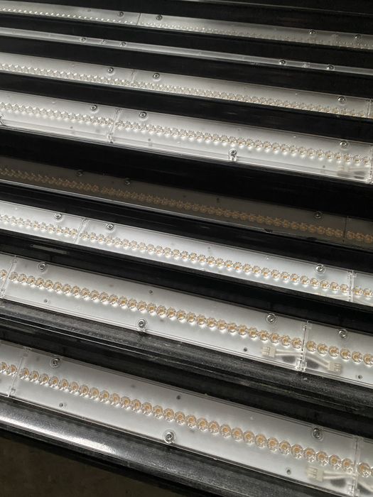 Магістральні LED світильники 50 штук по 3,4 метра.