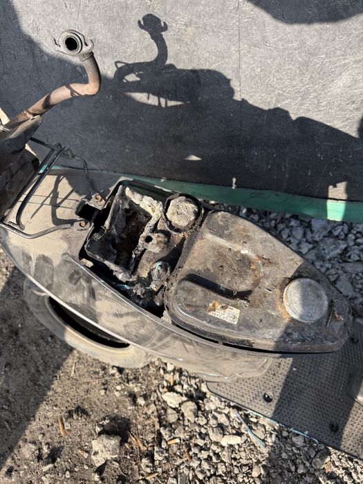 Скутер японський Yamaha під відновлення