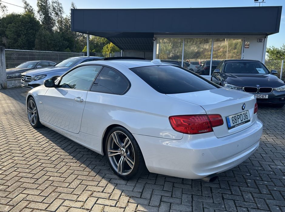 BMW 320d 184cv - GPS pro + Teto abrir