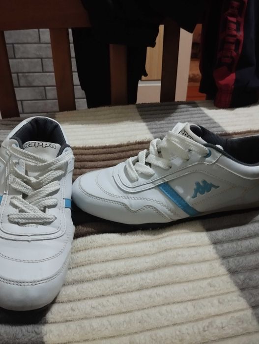 Продам Кросівки Kappa