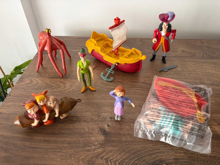 Princesas figuras Branca de neve sete anoes disney bonecos monstros companhia tarzan livro da selva hercules peter pan capitao pequena sereia barcos