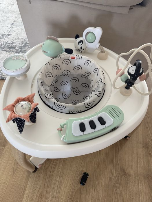 Centro de atividade Tiny Love