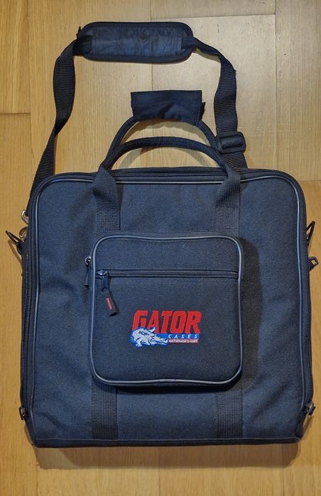 Mesa mistura Soundcraft EFX8