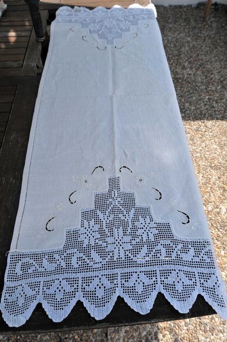 Linen Tablecloth - Sideboard425428000860416001