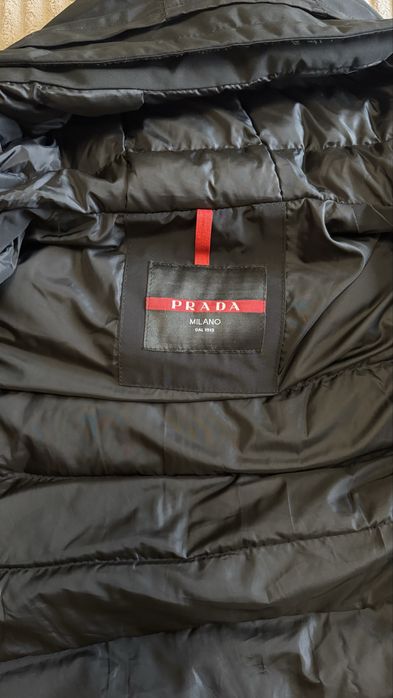 Зимова куртка Prada