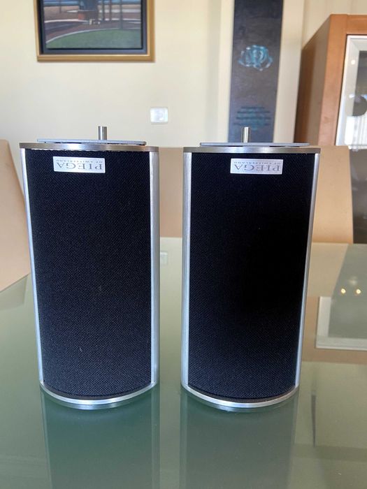 Colunas posteriores PIEGA S 3 SAT + 2x Base de apoio SPECTRAL