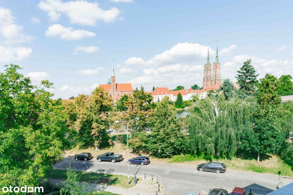 Ostrów Tumski za oknem | balkon | cisza w centrum
