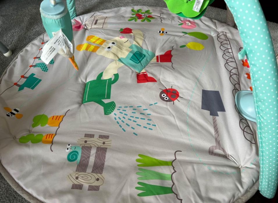 Tapete ginásio para bebés