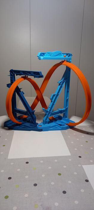 Tor hot wheels rozbudowa