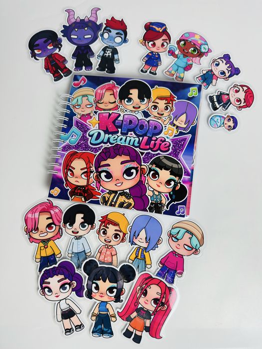 Książka K-Pop Demon Hunters, Huntrix w stylu Avatar World