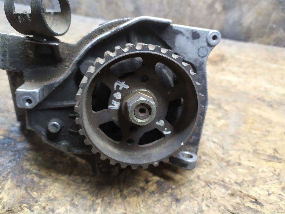 Насос ТНВД  1.6 HDI Пежо 407 Peugeot 407 SW Dv6  PSA