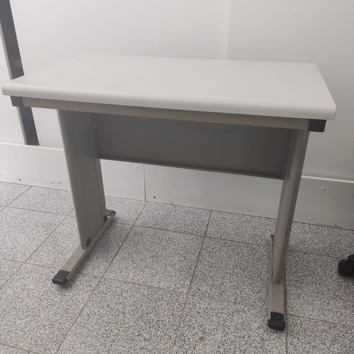 Light Gray Support Desk – Perfect for Office or Home!64739003222402123