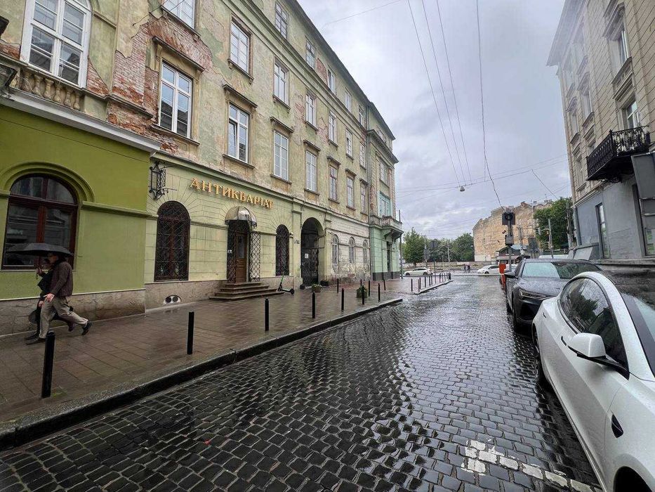приміщення/Ремонт/Театральна 21/ Львів