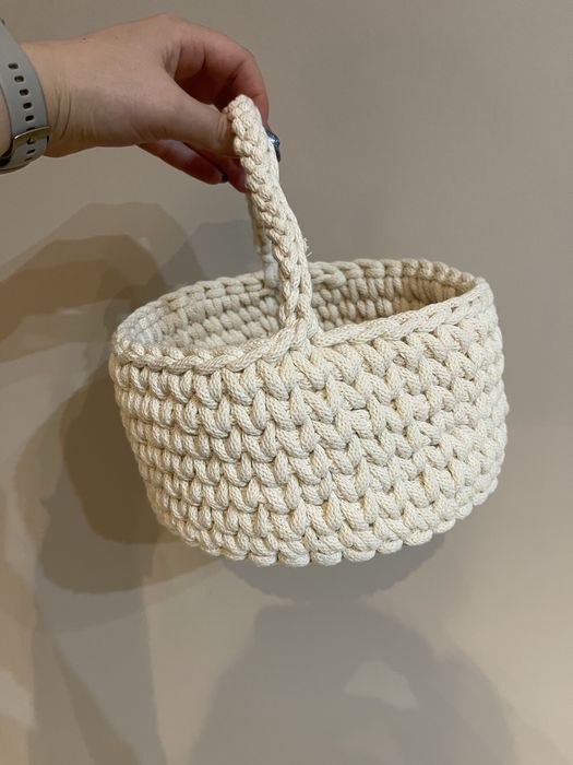 Szydełkowy koszyczek wielkanocny