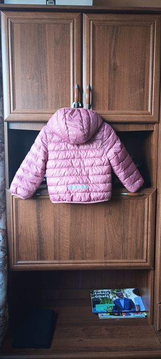 Kurtka kurteczka dziewczęca H&M 94/104 cm. Bardzo dobry stan.