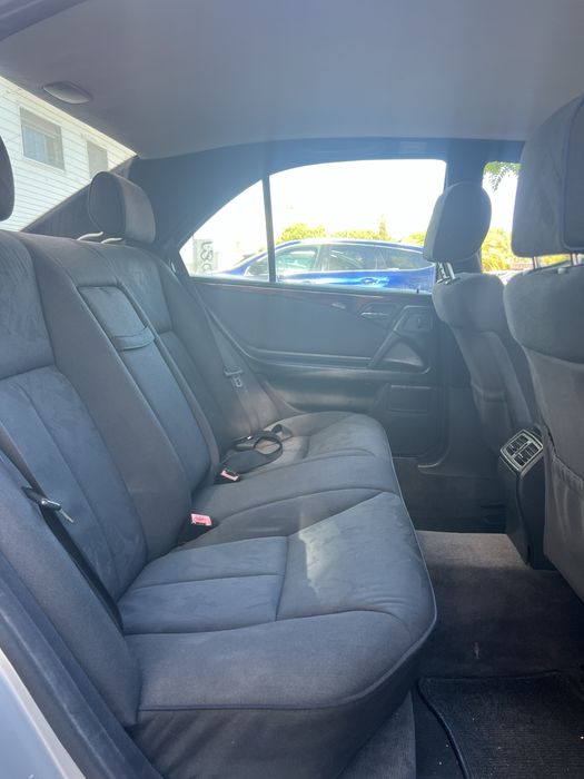 Mercedez-Benz C220