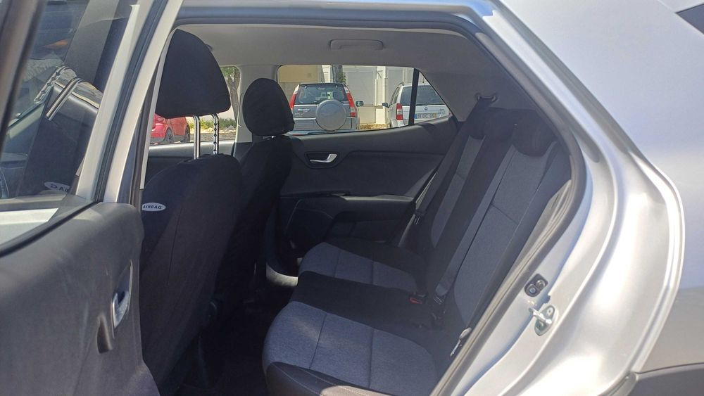 kIA STONIC WAVE 1.0 TGD 100CV cinza 19000 KM / NOV 2021