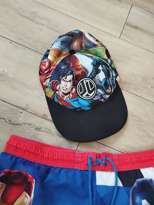 Spodenki avangers czapka