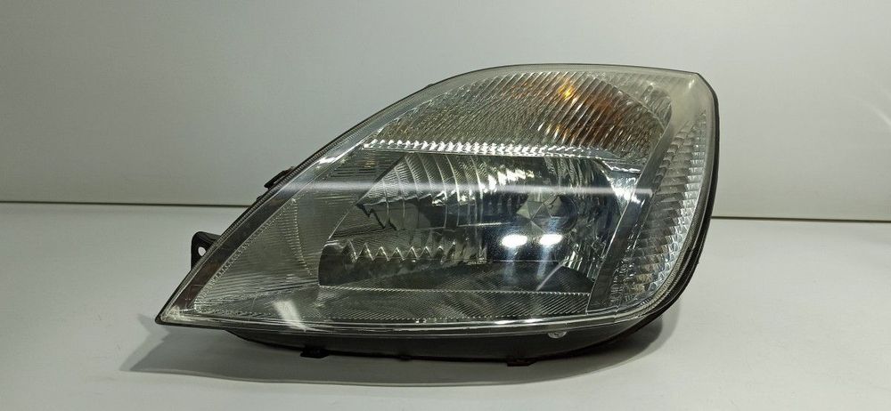 FAROL ESQUERDO FORD FIESTA (CBK) AMBIENTE