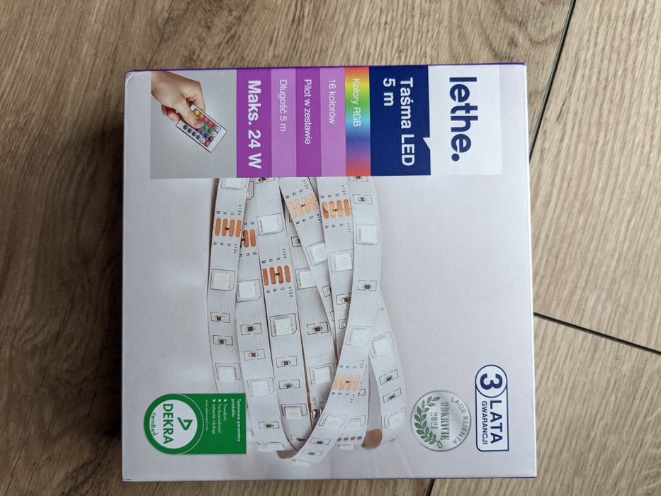 Taśma LED RGB 5m kolorowa samoprzylepna 16 kolorów różne tryby NOWA