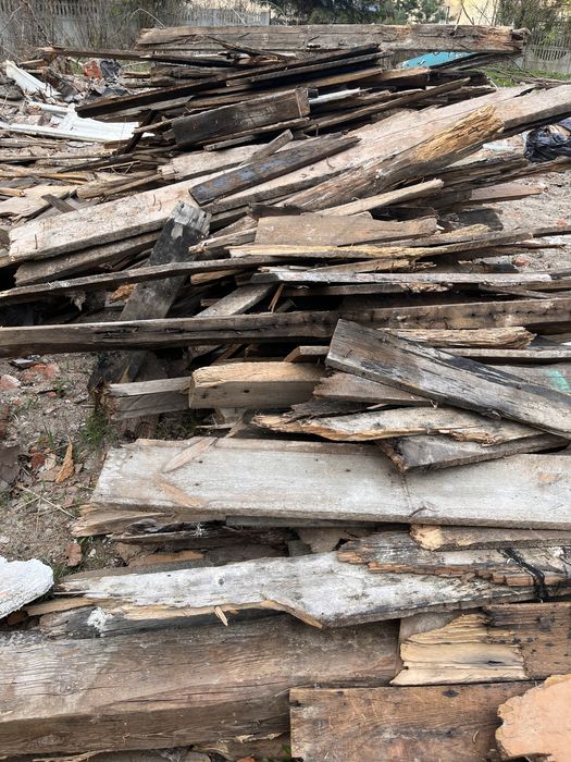 Drewno z rozbiórki