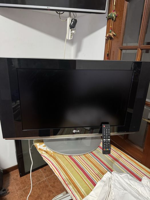 Tv lg 26 polgadas so funciona ligada a box
