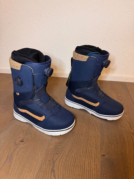 Buty snowboardowe VANS Aura 44,5eu 29cm