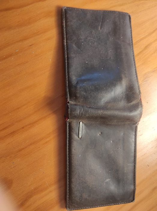 Carteira em pele genuína