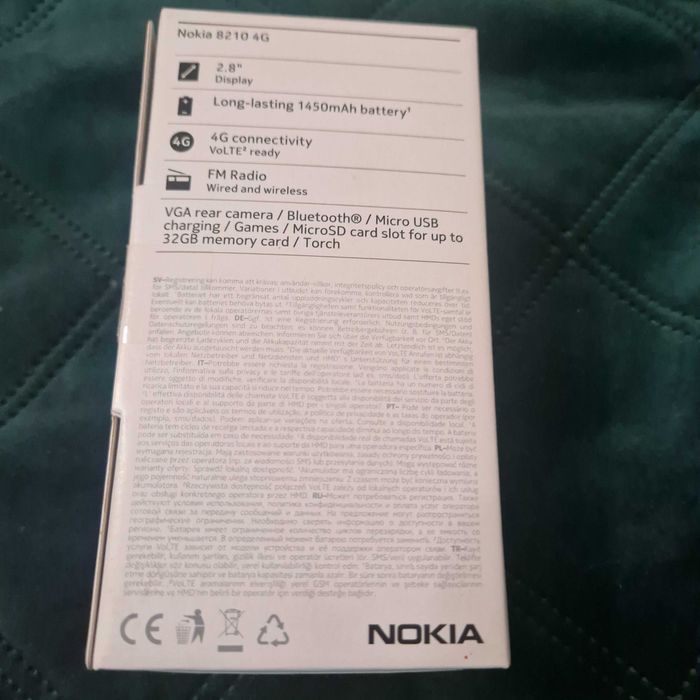 Nokia 8210 4G telefon