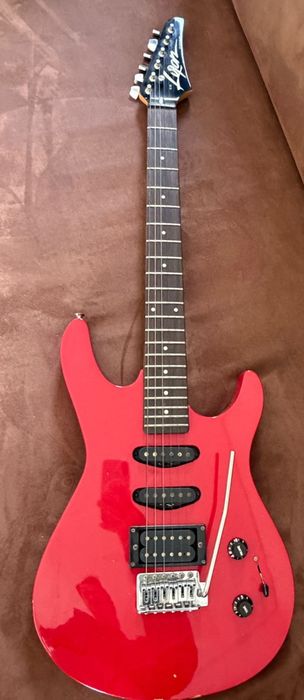 Guitarra Lyon by Washburn (HSS) – Ideal para Projeto