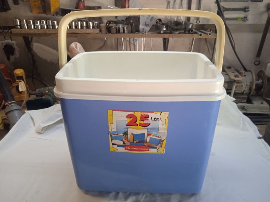 Продам холодильник автомобільний.