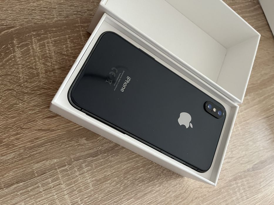 Iphone  X  - 64 G