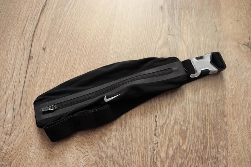 Поясна сумка для бігу Nike Slim Waist Pack 2.0