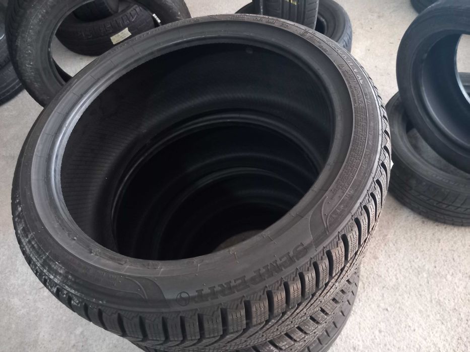 2 Pneus 215/40R17 Semperit como Novos