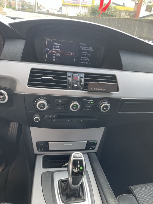 BMW e60 530.