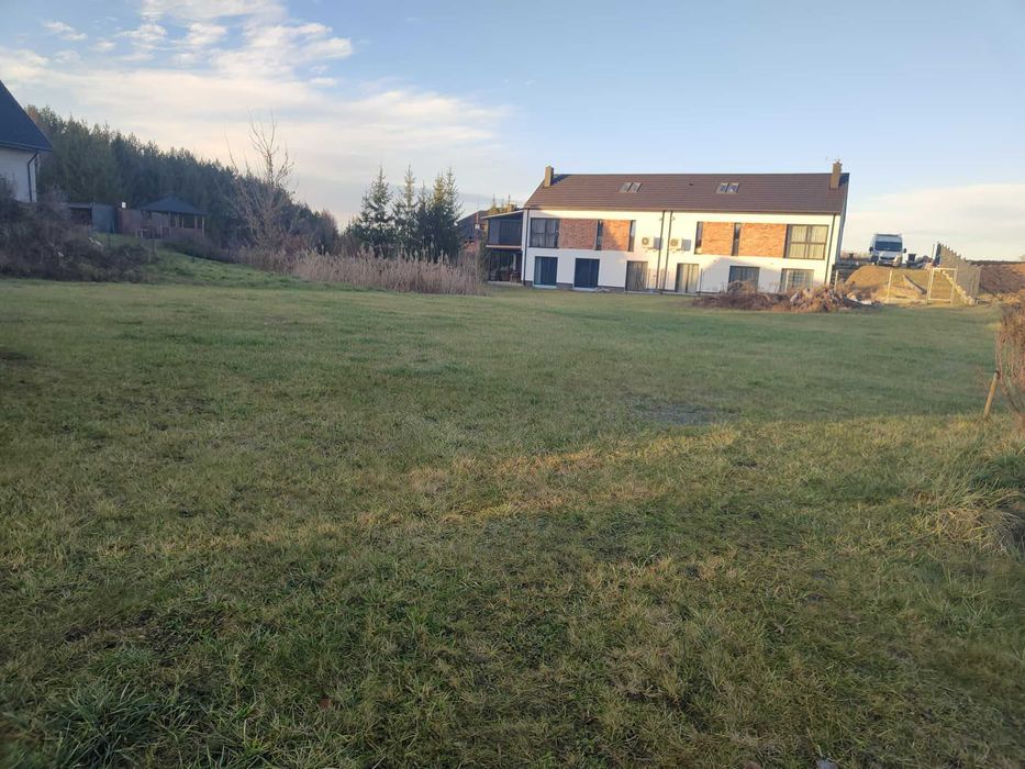 Działka budowlana z warunkami zabudowy 1874 m² / 3084 m² - Nowodworce!